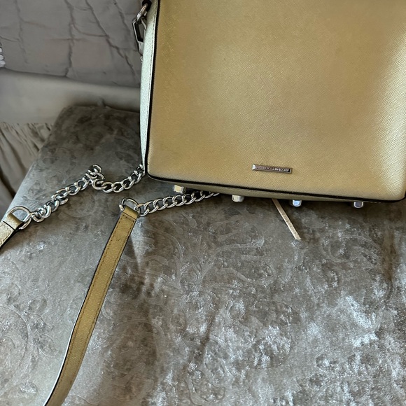 Never worn - Picture 3 of 3